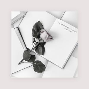 女人自己扒荫道让男人添小说
